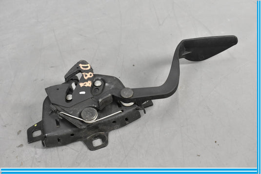 03-12 Maserati Quattroporte Hood Latch Lock With Cable Release Assembly Oem