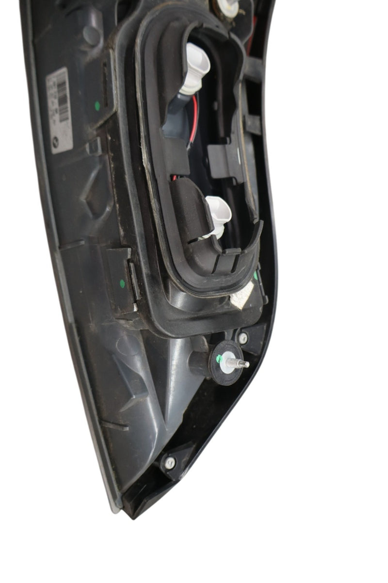 Load image into Gallery viewer, 09-16 BMW E89 Z4 Rear Right Passenger Side Tail Light Taillight Lamp 7191778 Oem
