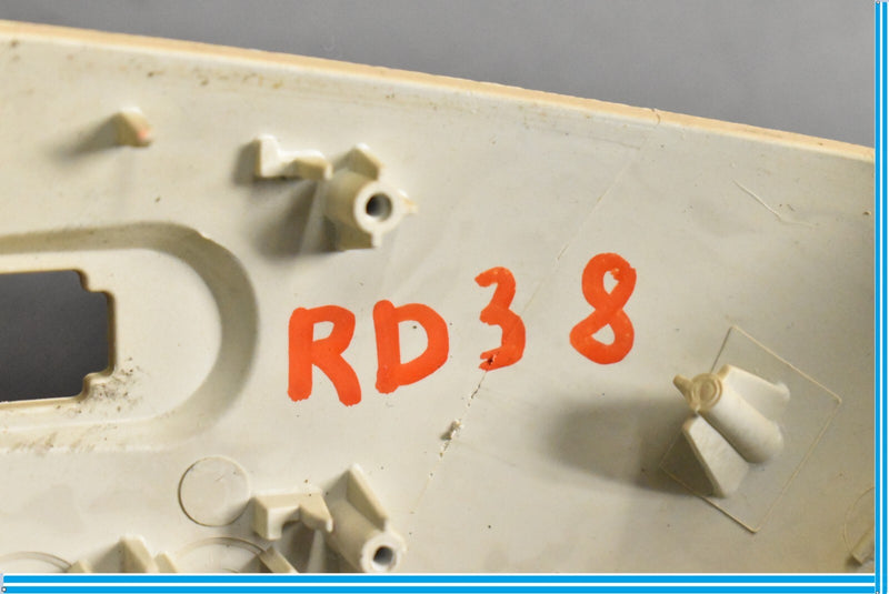 Load image into Gallery viewer, 04-13 Maserati Quattroporte M139 Front Right Seat Control Switch Trim Cover Oem
