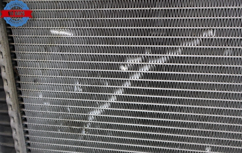 Load image into Gallery viewer, 90-02 Mercedes R129 500SL Engine Cooling Radiator A/C Air AC Condenser Oem

