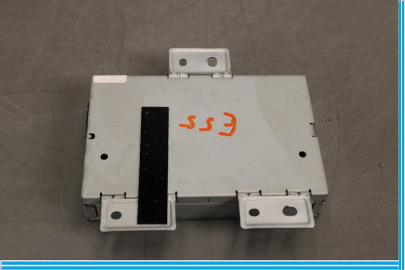 Load image into Gallery viewer, 05-14 Mercedes GL450 GL550 Communication Interface Module 2049000300 Oem
