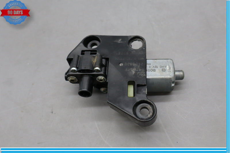 Load image into Gallery viewer, 09-12 BMW 740i 750i Rear Left Driver Door Window Sun Shade Blind Motor Oem
