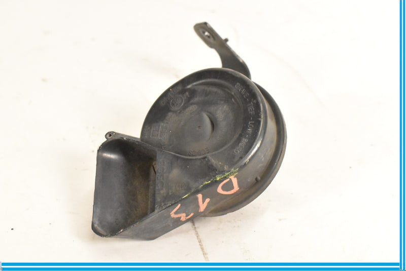 Load image into Gallery viewer, 07-14 Mercedes CL550 S550 W216 Low Tone Pitch Horn Signal Alarm Oem

