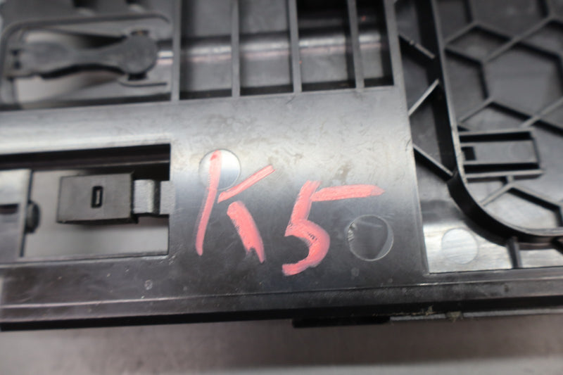 Load image into Gallery viewer, 12-18 Audi A6 A7 Quattro Front Storage Compartment Tray Ashtray Tray Trim Oem
