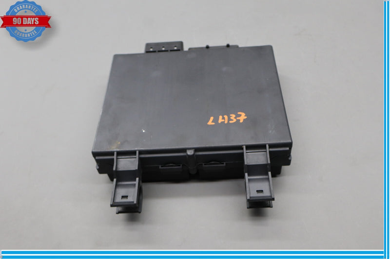 Load image into Gallery viewer, 03-12 Mercedes R230 SL500 Left Driver Side Under Seat Control Module Oem
