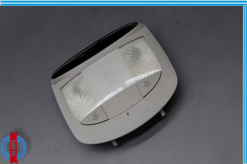 Load image into Gallery viewer, 13-19 Mercedes X166 GL450 GL550 Rear Overhead Dome Light Lamp Parking Sensor Oem
