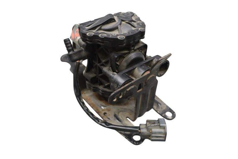 Load image into Gallery viewer, 12-15 Tesla Model S Brake Servo Booster Vacuum Pump 600635900A Oem
