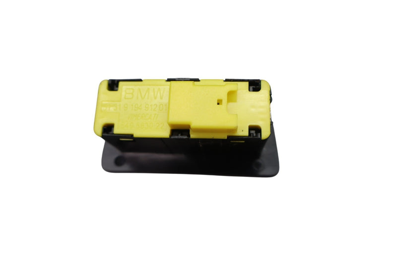 Load image into Gallery viewer, 09-17 BMW F01 F06 F10 550I 650I 750I Rear Trunk Deck Lid Lock Switch Button Oem
