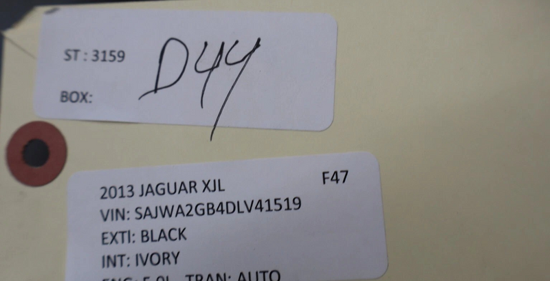 Load image into Gallery viewer, 10-19 Jaguar XJL XJ X351 Front Left Driver Exterior Door Handle 30784204 Oem
