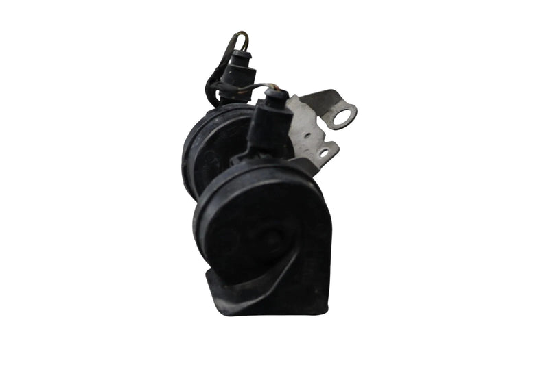 Load image into Gallery viewer, 10-12 Audi A3 A3 Quattro Hight &amp;Low Tone Alarm Sound Siren Horn 55806AM80S Oem
