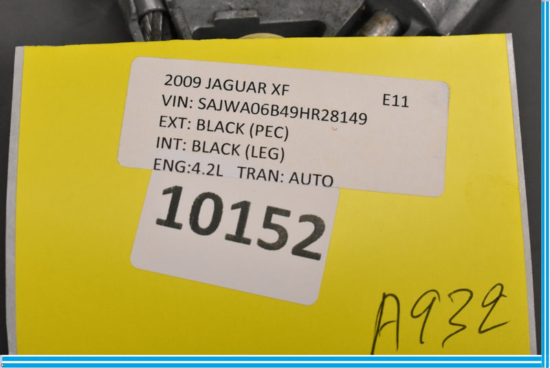 Load image into Gallery viewer, 09-11 Jaguar XF Front Right Passenger Side Seatbelt Seat Belt Buckle Oem
