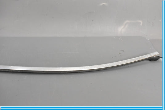 18-20 Jaguar E-Pace Front Right Door Upper Window Trim Strip Oem