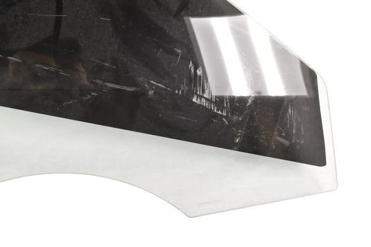 14-18 Mercedes CLA250 Front Right Passenger Side Door Window Auto Glass Oem