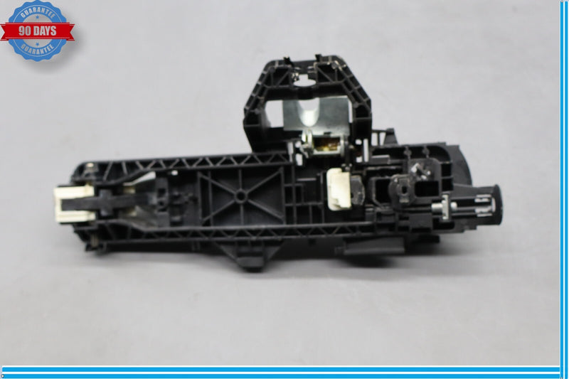 Load image into Gallery viewer, 08-11 Mercedes W204 C300 C350 Rear Left Side Exterior Door Handle Oem
