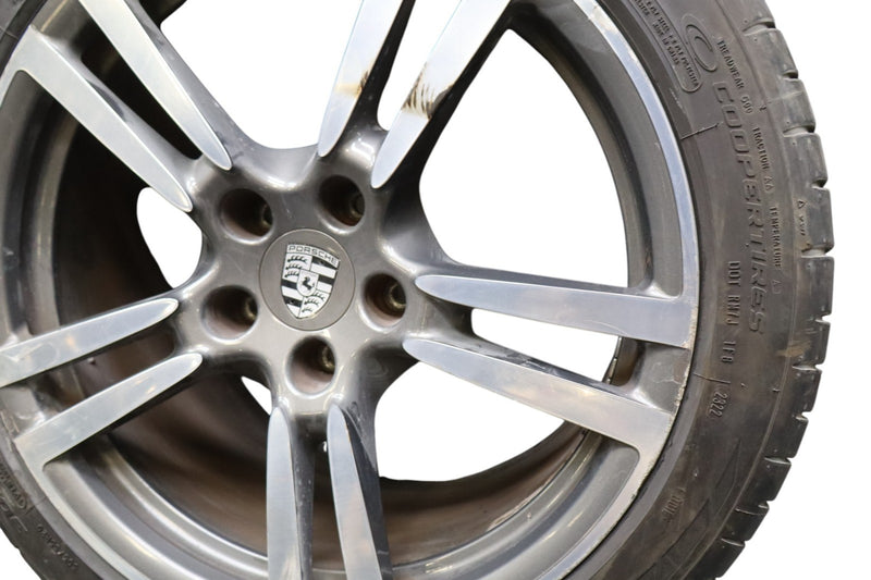 Load image into Gallery viewer, 10-16 Porsche Panamera 970 20 " Alloy Wheel With Tyre 255/40/R20 Set of 8 Oem
