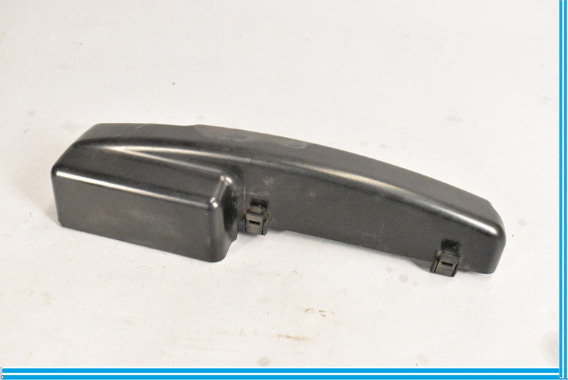 Load image into Gallery viewer, Bentley Continental GT - LH Front Cover For Seat Control ECU - P/N 3W0959509B
