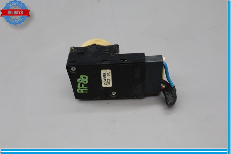 Load image into Gallery viewer, 09-12 GMC Acadia Right Passenger Side Lumbar Seat Switch 25948853 Oem
