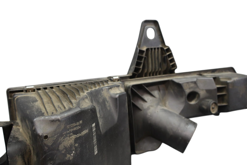 Load image into Gallery viewer, 12-16 BMW 320i 328i 428i F30 Engine Air Intake Filter Box 10737810 Oem
