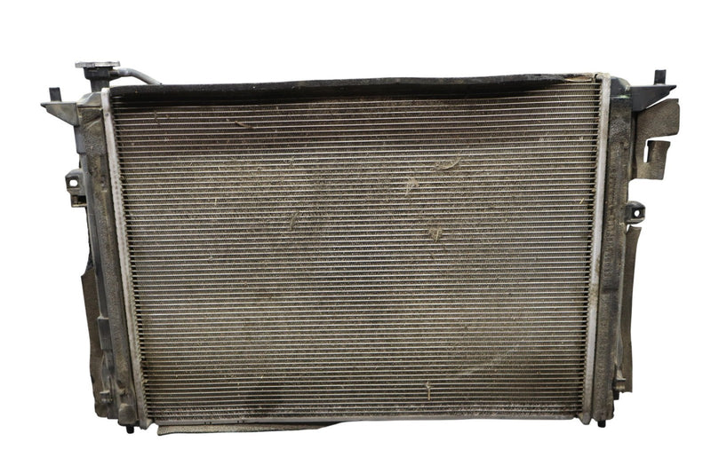 Load image into Gallery viewer, 15-18 Hyundai Genesis G80 Front Engine Cooling Radiator Assembly 25310B1140 Oem
