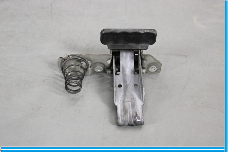 Load image into Gallery viewer, 03-06 Mercedes SL500 SL600 R230 Front Left or Right Hood Lock Latch Oem
