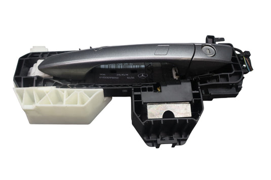 14-23 Mercedes B250e CLA250 Front Left Side Exterior Door Handle Keyless Go Oem
