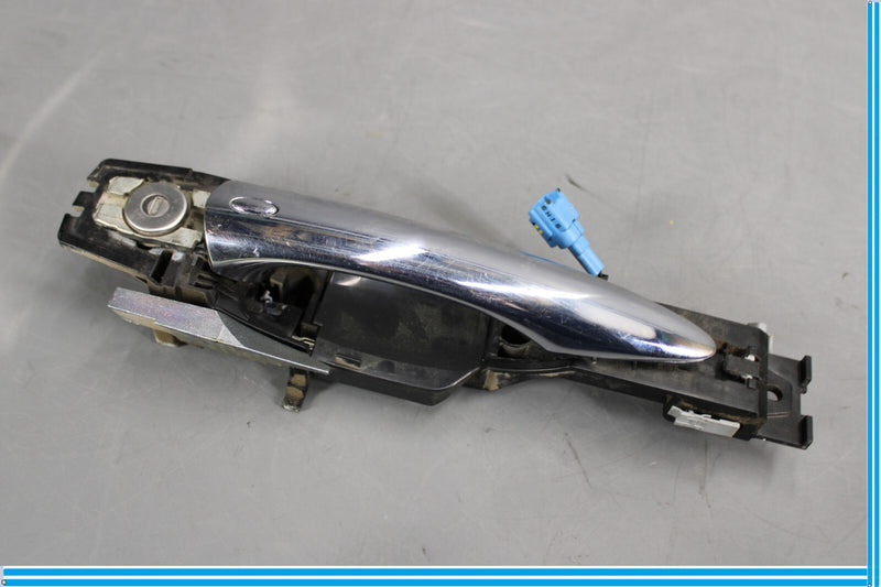 Load image into Gallery viewer, 11-17 Infiniti QX56 QX80 Rear Right Passenger Side Exterior Door Handle Oem
