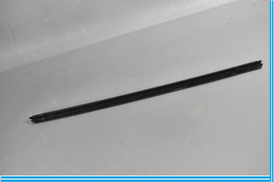 18-20 Jaguar E-Pace Front Right Door Window Inner Weatherstrip Seal Oem