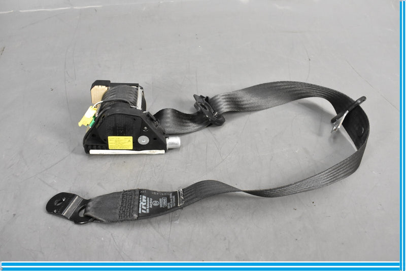 Load image into Gallery viewer, 03-12 Maserati Quattroporte M139 Front Right Passenger Side Seat Seatbelt Oem
