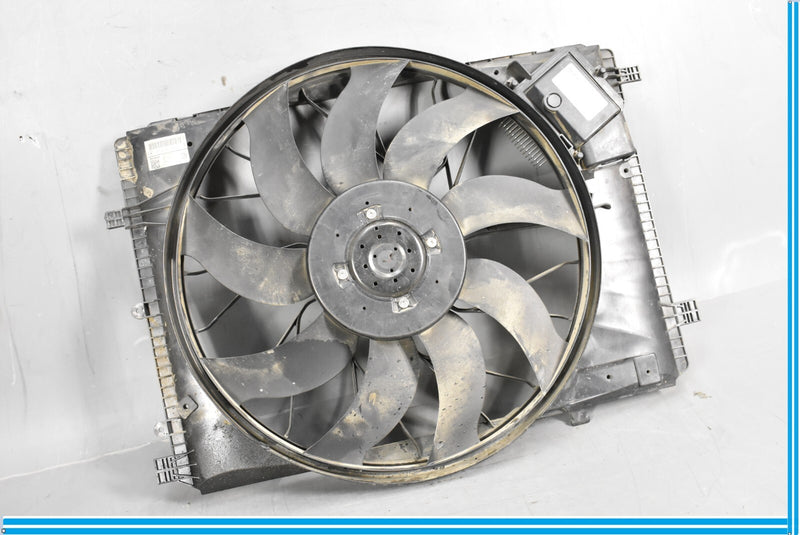 Load image into Gallery viewer, 12-18 Mercedes CLS550 Engine Motor Cooling Fan W/Clutch Oem

