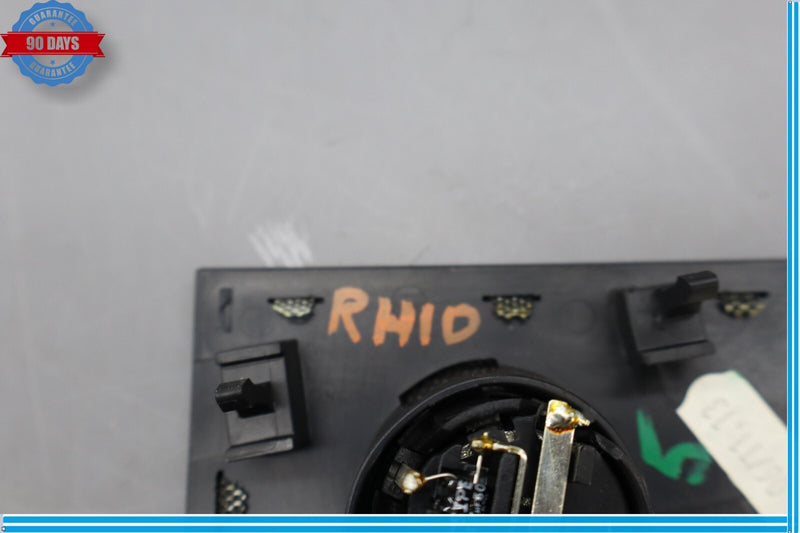 Load image into Gallery viewer, 14-17 Maserati Ghibli Front Right Passenger Side Dash Tweeter Speaker Cover Oem
