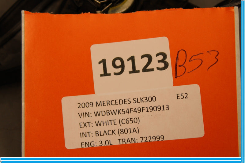 Load image into Gallery viewer, 05-11 Mercedes SLK280 SLK300 Left Driver Side Door Tweeter Speaker Cover Oem
