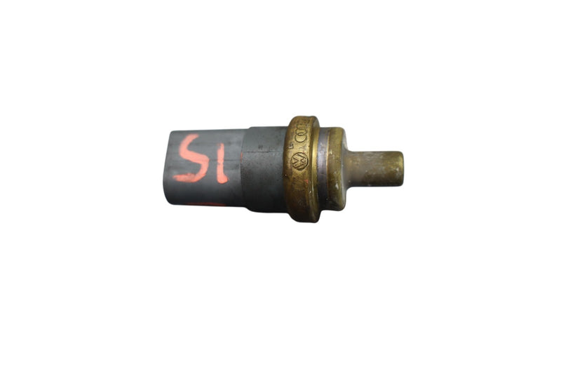 Load image into Gallery viewer, 11-18 Porsche Cayenne 958 Engine Coolant Temperature Sensor 06A919501A Oem
