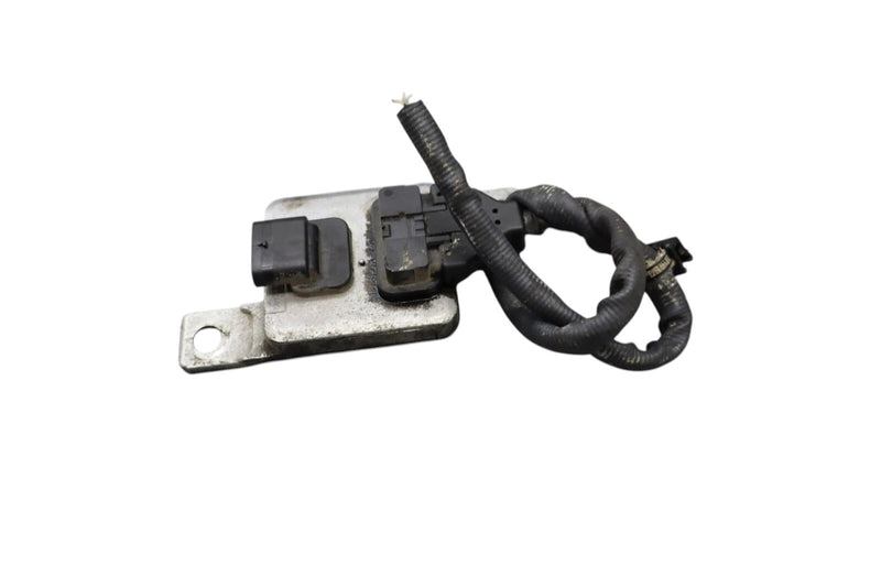 Load image into Gallery viewer, 11-16 Volkswagen Touareg Front Nitrogen Oxide Nox Sensor Module 8K0907807 Oem

