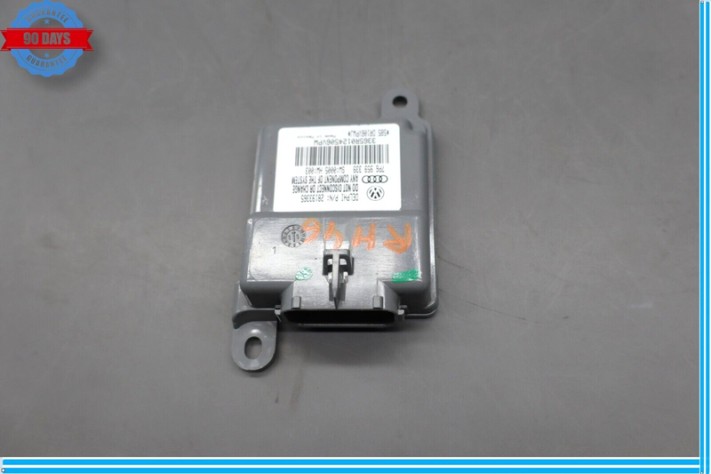 Load image into Gallery viewer, 11-14 Volkswagen VW Touareg Front Right Seat Occupant Detection Module Oem
