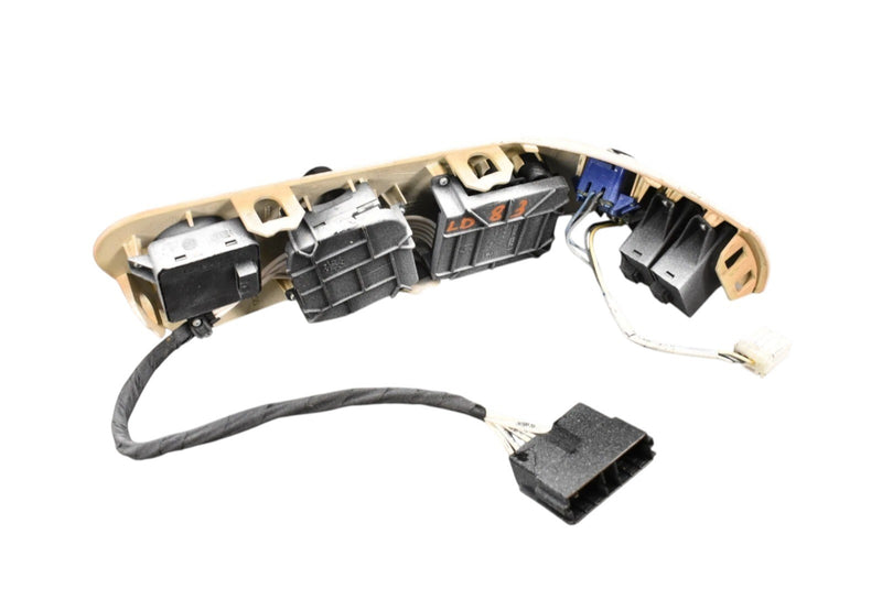 Load image into Gallery viewer, 03-13 Maserati Quattroporte M139 Front Left Driver Side Seat Control Switch Oem
