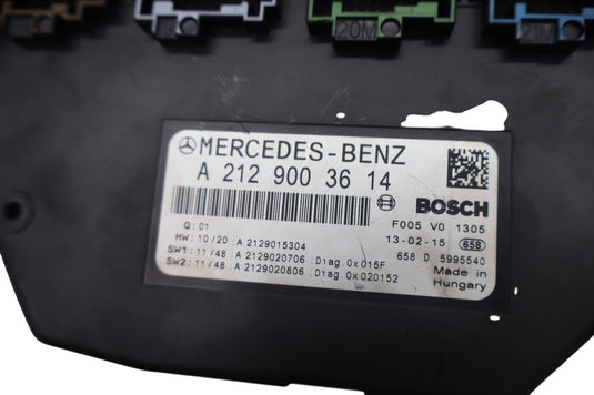 10-16 Mercedes W212 E350 E550 CLS550 Front SAM Module Relay Fuse Box Oem