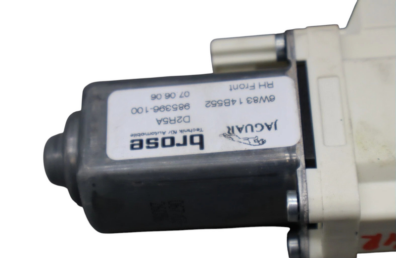 Load image into Gallery viewer, 07-15 Jaguar XK XKR X150 Front Right Door Window Regulator Motor 6W8314B552 Oem
