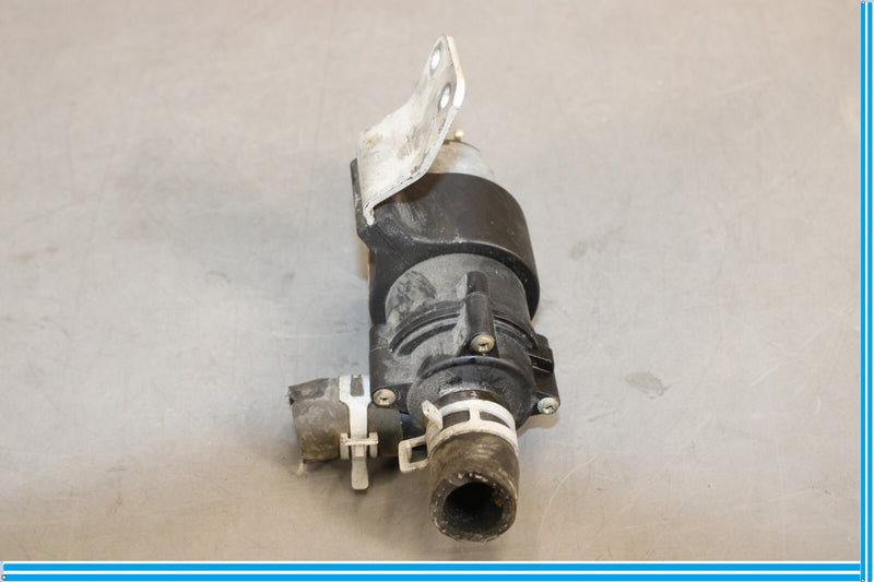 Load image into Gallery viewer, 01-04 Mercedes SLK320 SLK230 Heater Auxiliary Secondary Aux Water Pump Oem

