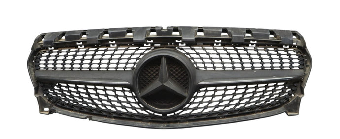 14-18 Mercedes C-Class CLA250 Front Center Bumper Grille A0008880060 Oem