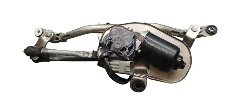 Load image into Gallery viewer, 03-13 Maserati Quattroporte M139 Front Windshield Wiper Linkage Arm Oem
