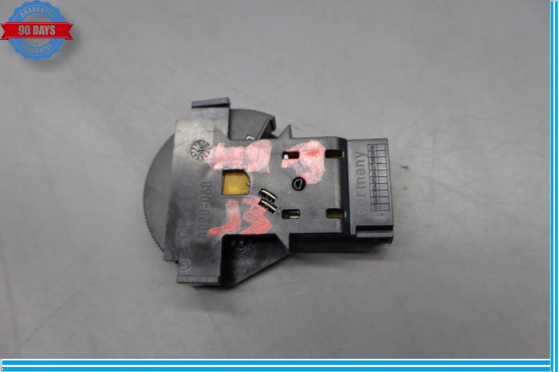 Load image into Gallery viewer, 11-18 Audi A8 A8L Quattro Dash Air Vent Dial Switch Black 4H0820911A Oem
