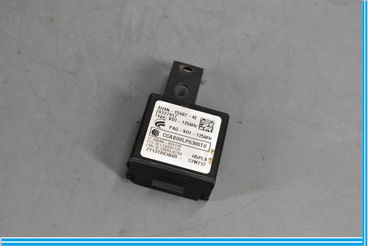 10-19 Jaguar XJ XJL Keyless Entry Sensor Antenna Module Unit Oem