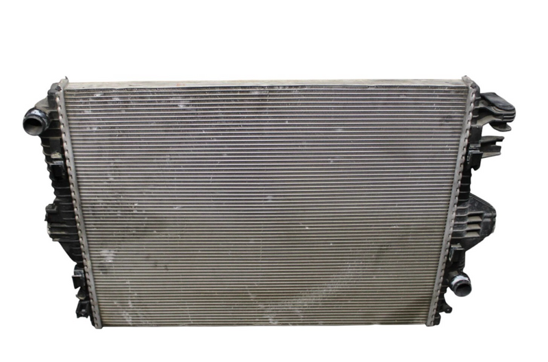 Load image into Gallery viewer, 11-17 Volkswagen Touareg Engine Cooling Radiator Assembly Black 7P0121253A Oem

