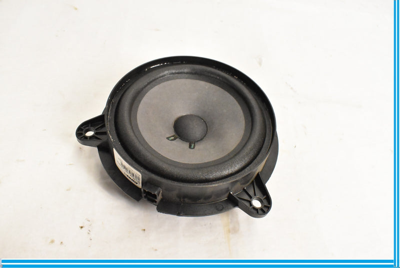 Load image into Gallery viewer, 03-12 Maserati Quattroporte Rear Left or Right Door Audio Speaker 191369 Oem
