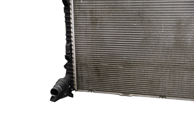 Load image into Gallery viewer, 10-17 Audi A4 A5 Q5 2.0L Front Engine Cooling Radiator Assembly 8K0121251T Oem
