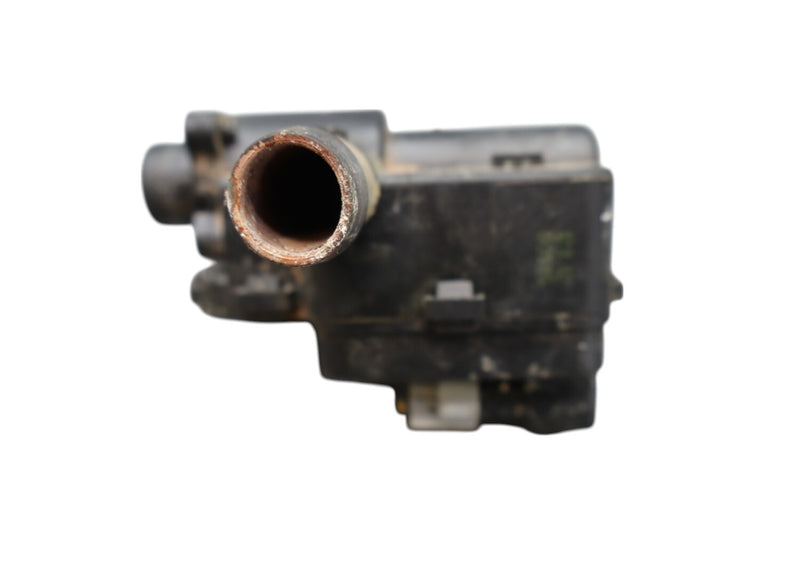 Load image into Gallery viewer, 11-18 Porsche Cayenne 958 A/C AC Heater Water Control Valve 7PP819810A Oem
