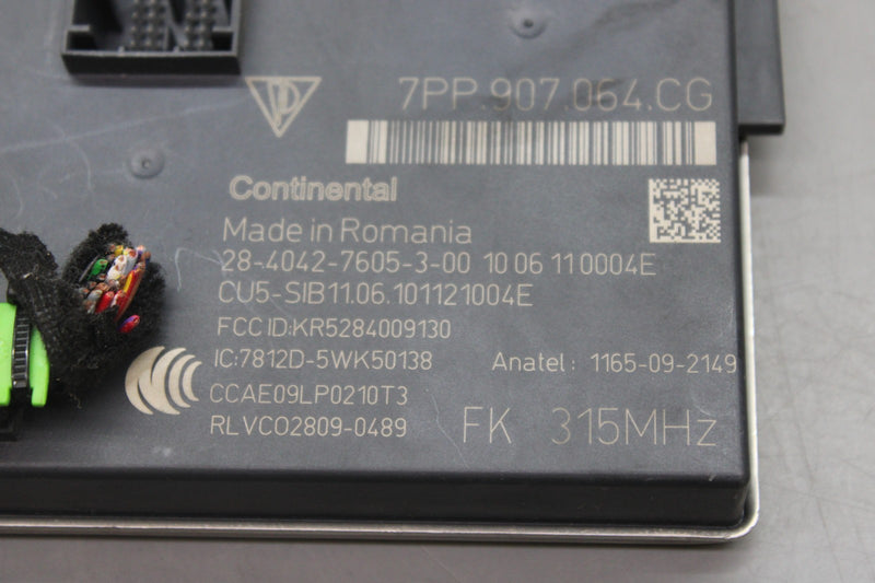Load image into Gallery viewer, 2011 Porsche Cayenne Panamera 970 Front Comfort Body Control Module BCM ECM Oem
