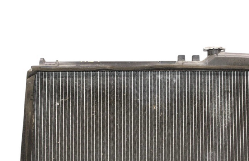 Load image into Gallery viewer, 02-10 Lexus SC430 Front Engine Motor Cooling Radiator Assembly 16400-50280 Oem
