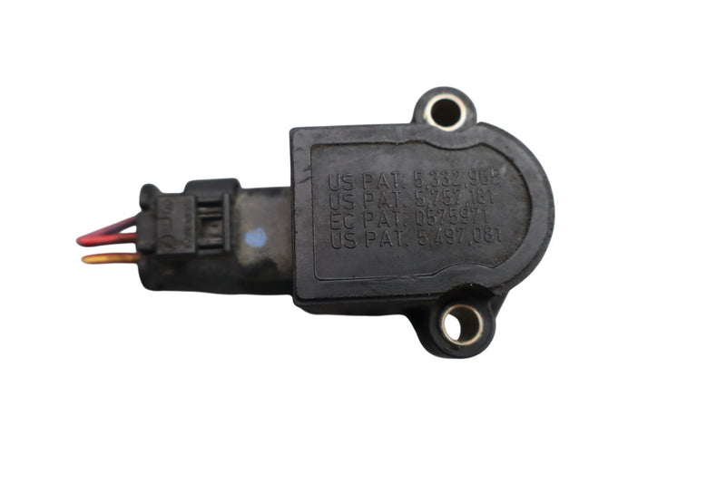 Load image into Gallery viewer, 06-13 Land Rover Range Rover Sport L320 Engine Distributor Angle Sensor Oem
