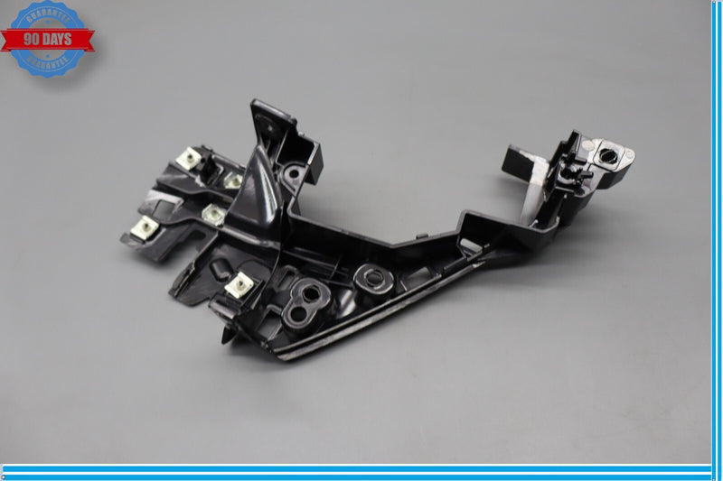 Load image into Gallery viewer, 10-16 Porsche Panamera Front Left Driver Side Dashboard Support Bracket Oem
